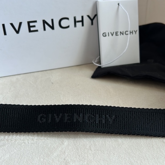 Givenchy Webbed Belt 4G Buckle - 90 CM Unisex - Picture 3 of 10